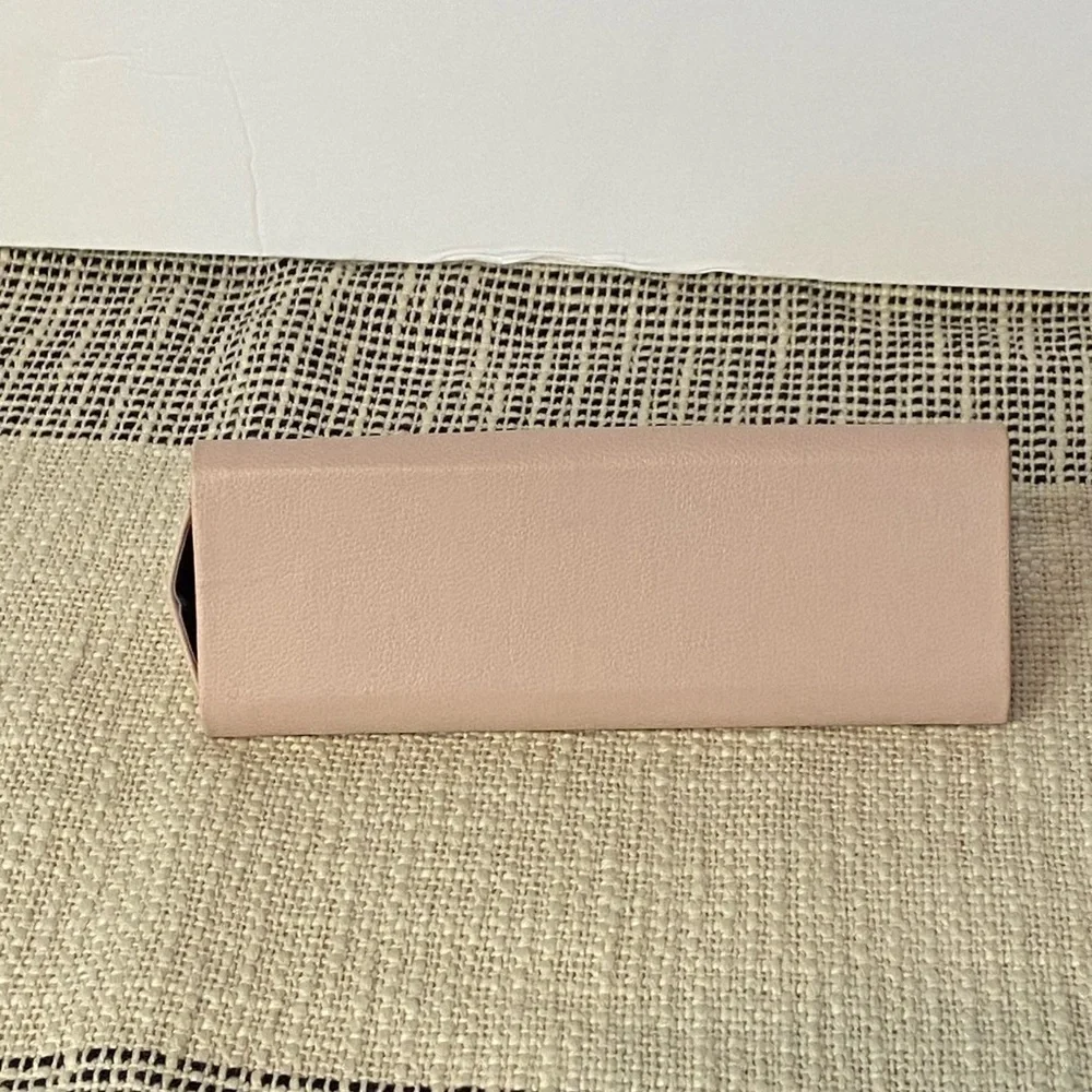 TED BAKER LONDON / Pink Triangle Eyeglass Case with Wipe Cloth